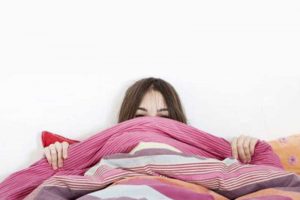 10 CONSEILS POUR GÉRER LES LENDEMAINS DE FÊTE