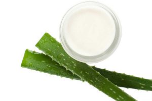 3 SOINS DIY À L’ALOE VERA