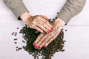 COFFEE SCRUB, LA NOUVELLE TENDANCE QUI GOMME !