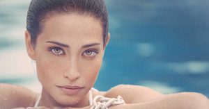 L’EAU GÉLIFIÉE EFFET PEELING POUR UNE PEAU ZÉRO DÉFAUT