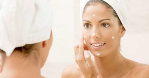 CRÈME, FLUIDE, BAUME, LAIT, HUILE : COMMENT CHOISIR ?