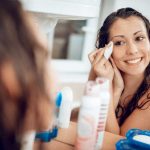 DÉMAQUILLAGE DE JOUR VS DÉMAQUILLAGE DU SOIR