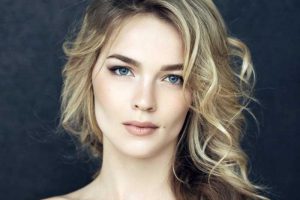 APRÈS LE CONTOURING, LE STROBING, PLACE AU DRAPING !