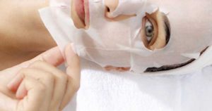 TENDANCE ASIE : LE BOOM DES MASQUES EN TISSU