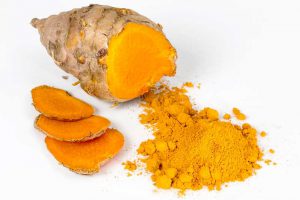 LE CURCUMA, UNE ÉPICE QUI FAIT DU BIEN À MA PEAU !