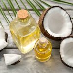 L’HUILE DE COCO, LE PETIT COUP DE POUCE DE L’ÉTÉ