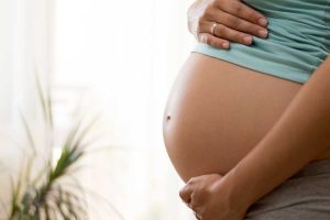 GROSSESSE : MA ROUTINE BEAUTÉ EN ATTENDANT BÉBÉ