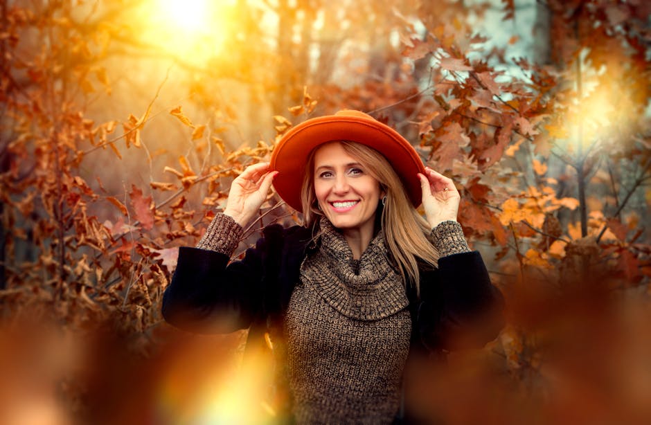 Préparer sa peau pour l'automne en 15 minutes : le rituel express par étapes autumn leaves woman glowing skin portrait