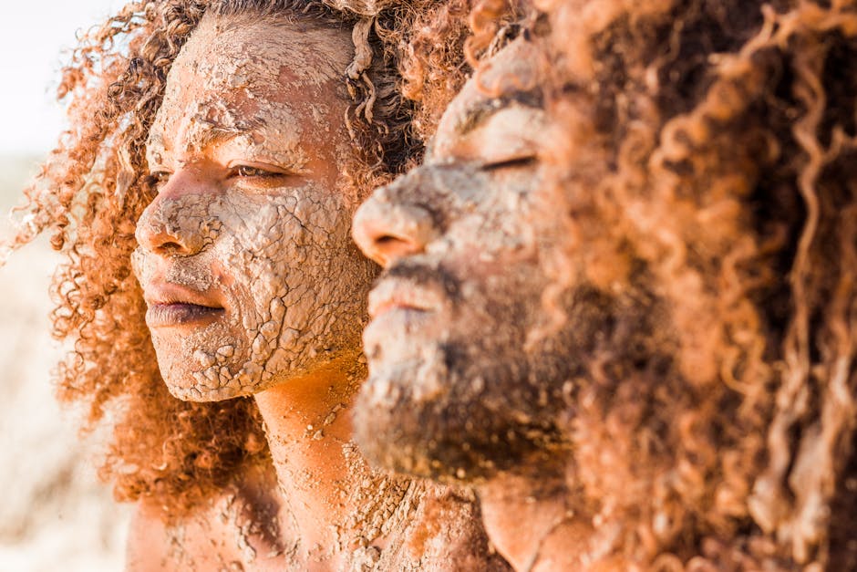 Huile démaquillante : 3 raisons de l'adopter dans votre routine soir close-up skin types combination oily dry normal skincare comparison