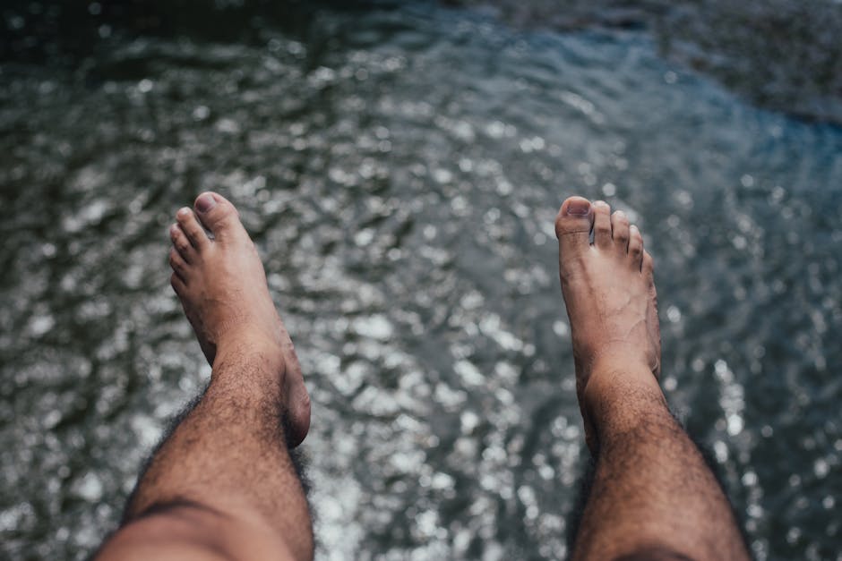 5 conseils pour avoir des jambes légères tout l'été cold water shower legs feet refreshing