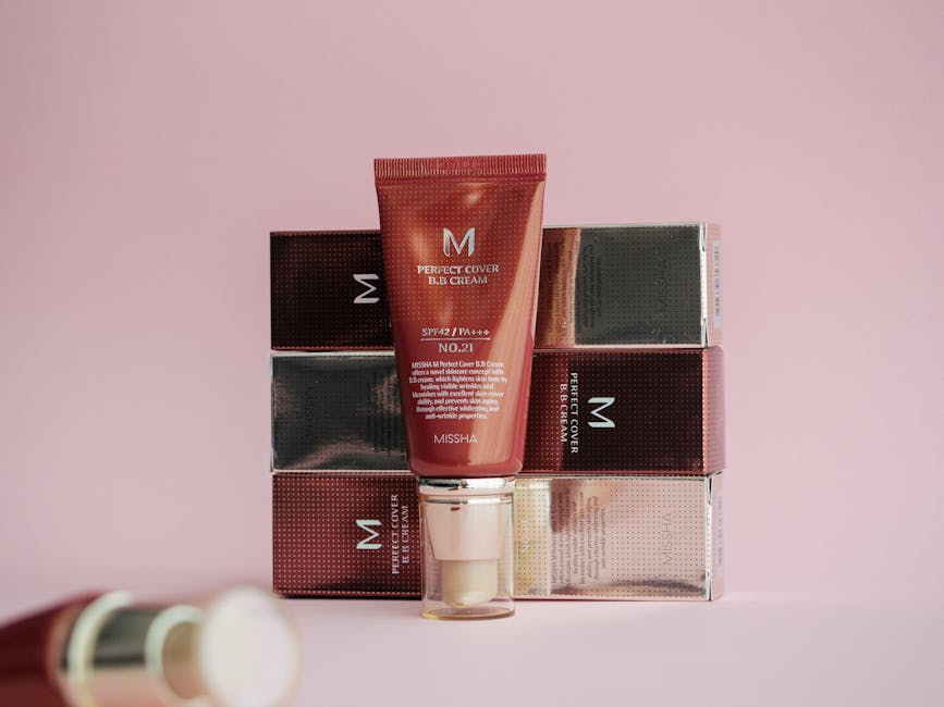 Blur et BB crème : comment obtenir un teint parfait en quelques minutes bb cream texture swatch skin tone comparison natural light