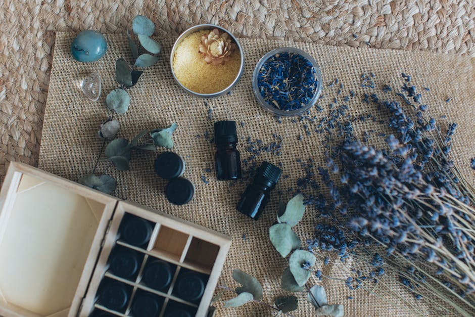 Huiles essentielles : comment les utiliser en toute sécurité selon chaque mode d'application relaxing bath flower petals essential oils bottles spa