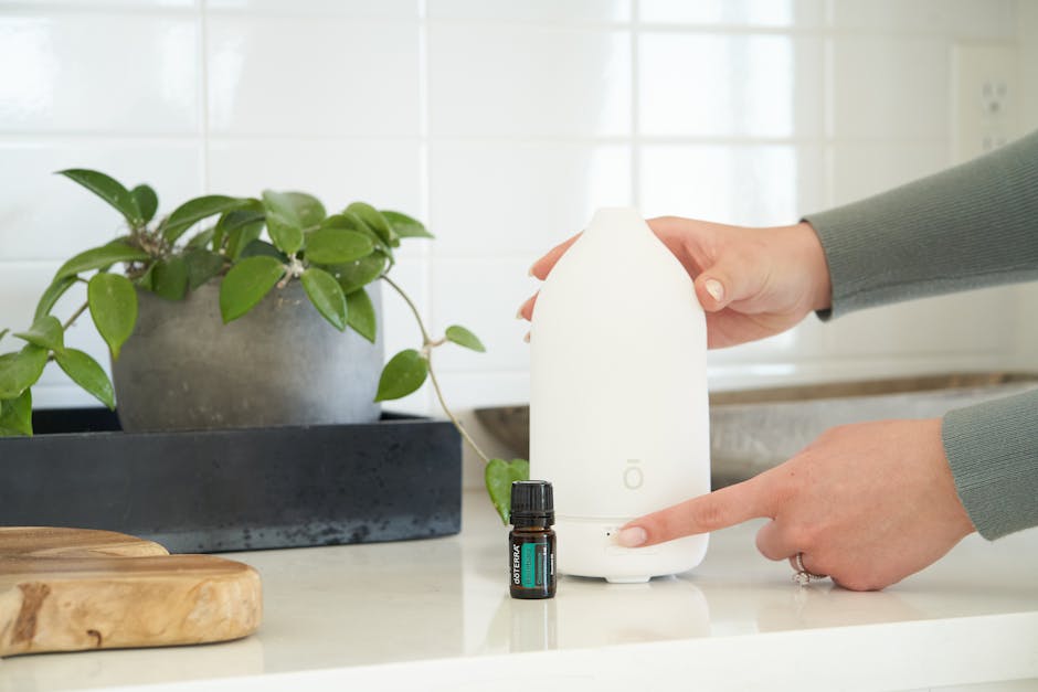 Huiles essentielles : comment les utiliser en toute sécurité selon chaque mode d'application ultrasonic diffuser mist aromatherapy home wellness