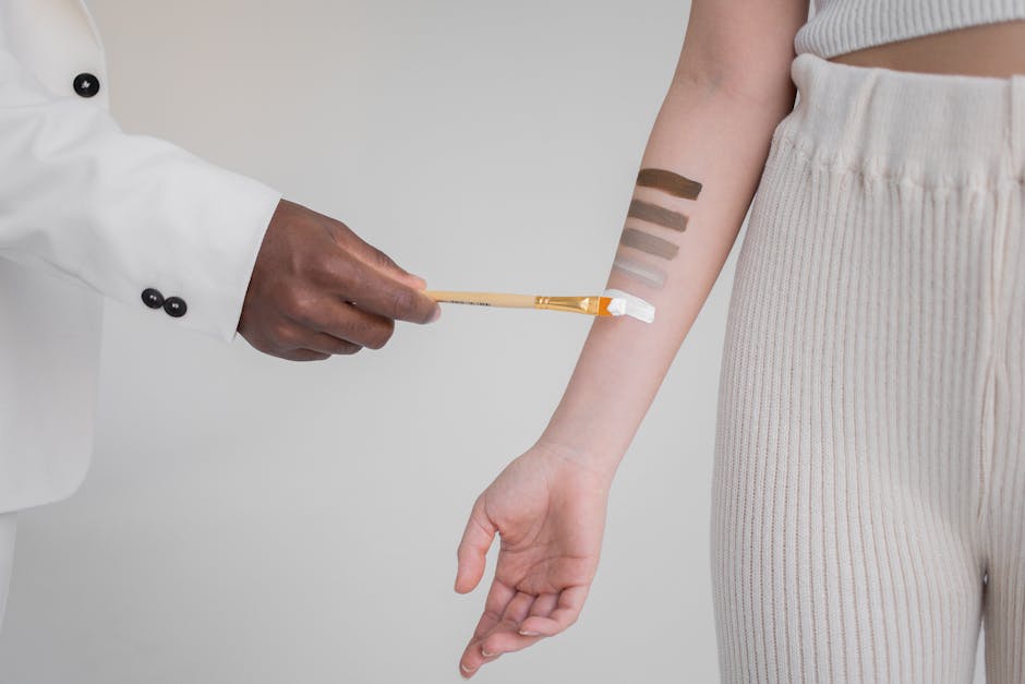 Cosmétiques maison : bonne idée ou risque caché pour votre peau ? skin patch test inner wrist allergy test