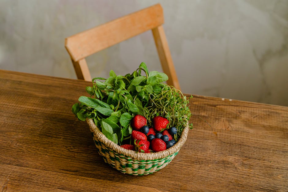 Cure détox : les 5 légumes les plus efficaces pour purifier l'organisme fresh green vegetables wooden table detox