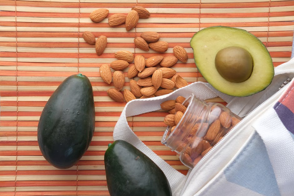 Hydratation du corps : guide complet pour une peau douce et souple toute l'année healthy food omega3 nuts fish avocado skin nutrition
