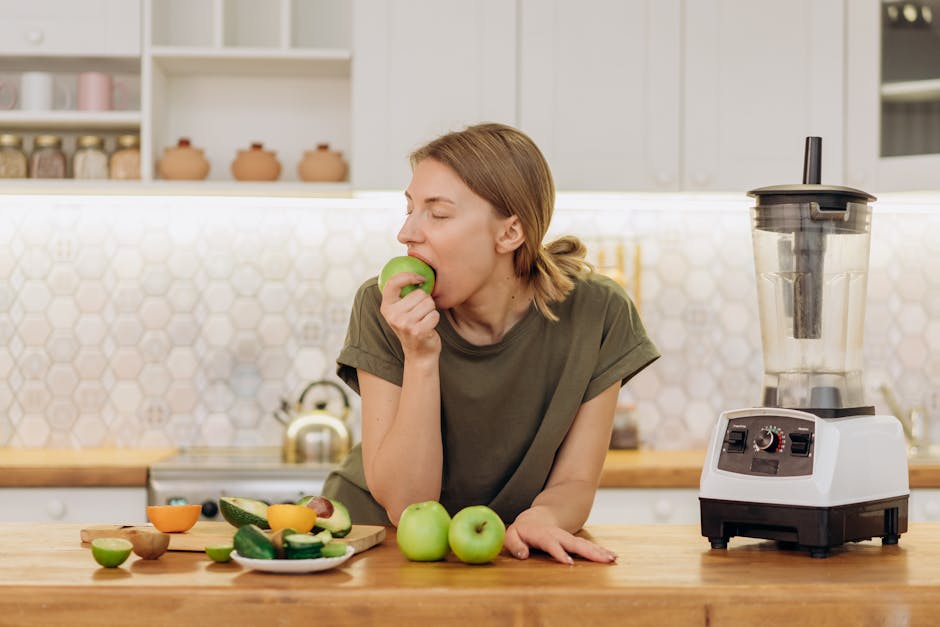 Quel âge a vraiment votre corps ? Ce que votre hygiène de vie révèle sur votre peau balanced diet fresh vegetables fruits healthy woman