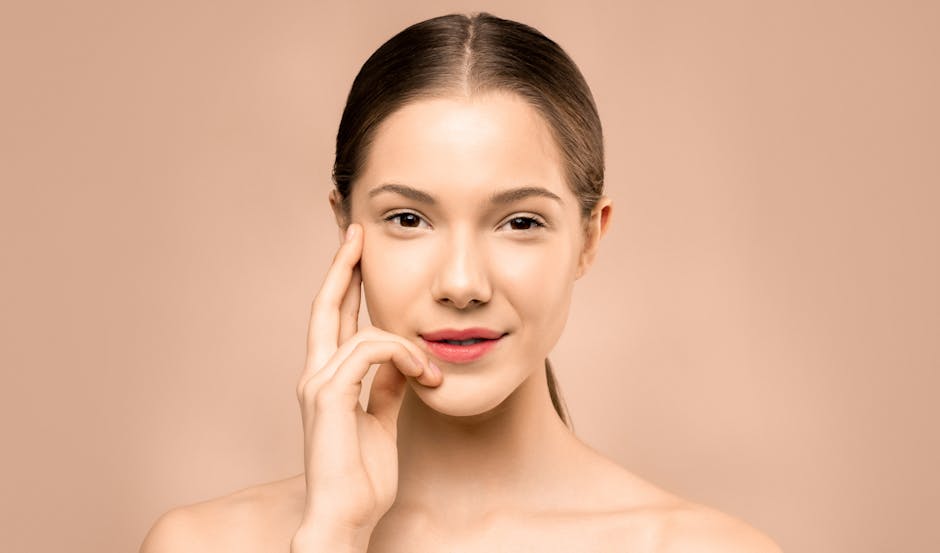 Stress oxydatif et radicaux libres : comprendre et agir pour protéger sa peau woman healthy glowing skin natural beauty portrait close up
