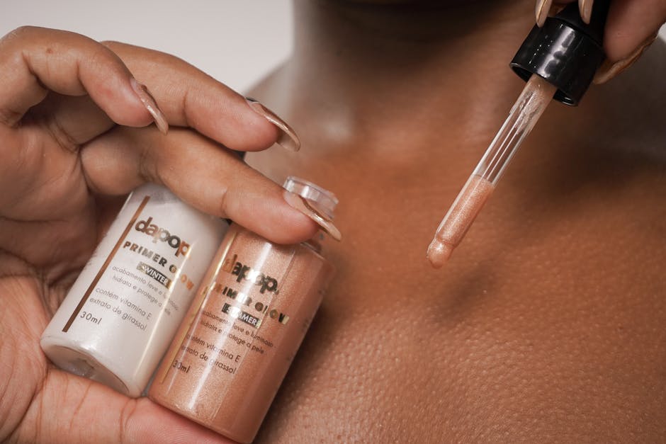 Acide hyaluronique : le secret d'une peau hydratée à tout âge close-up skin texture hydration glow