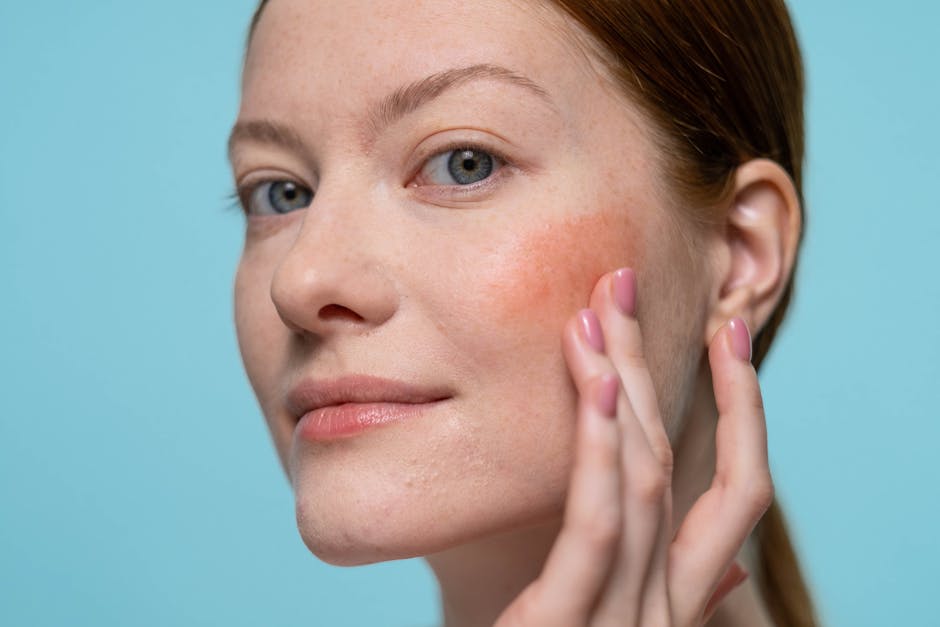 Cryothérapie faciale : comment le froid agit sur votre peau et votre éclat close up healthy glowing skin after cold treatment
