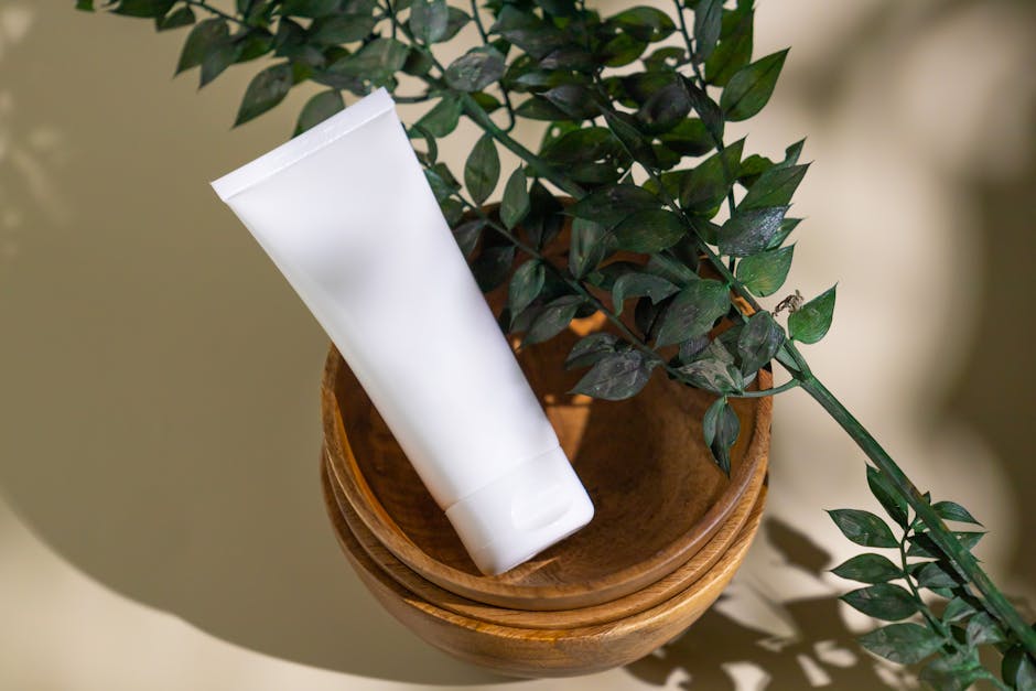 Ingrédients d'origine naturelle en cosmétique : ce que vous devez vraiment savoir green cosmetic packaging misleading natural claims marketing