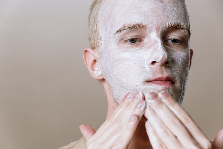 Peau à la montagne : la routine beauté complète pour survivre aux sports d'hiver evening skincare routine face mask moisturizer night