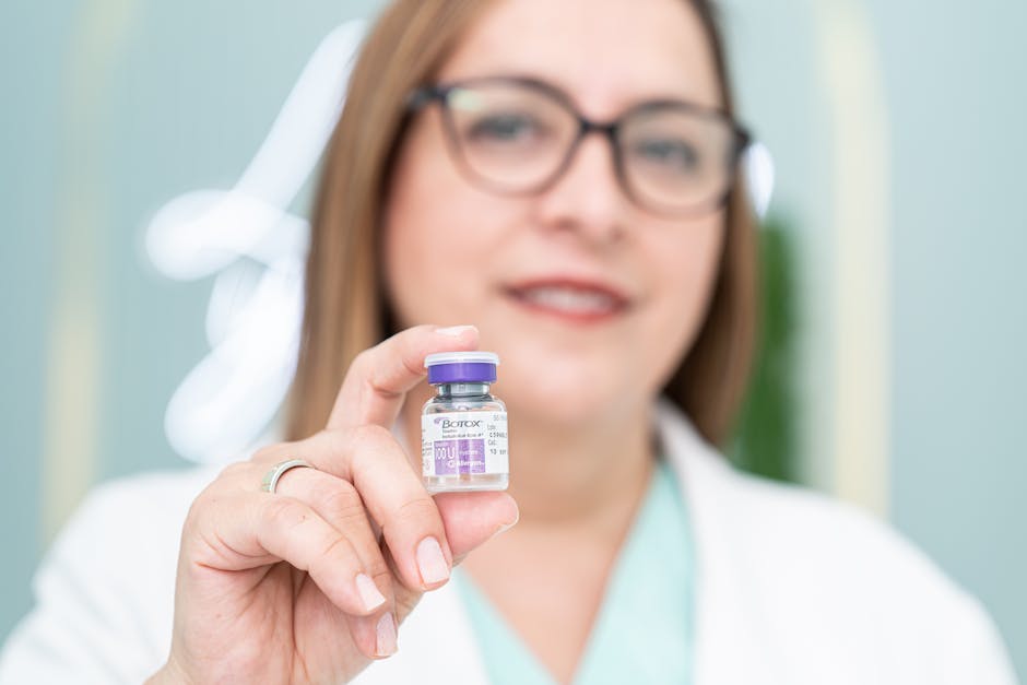 Vallée des larmes : idées reçues, causes et solutions pour atténuer ce creux sous les yeux dermatologist consultation facial injection hyaluronic acid under eye treatment