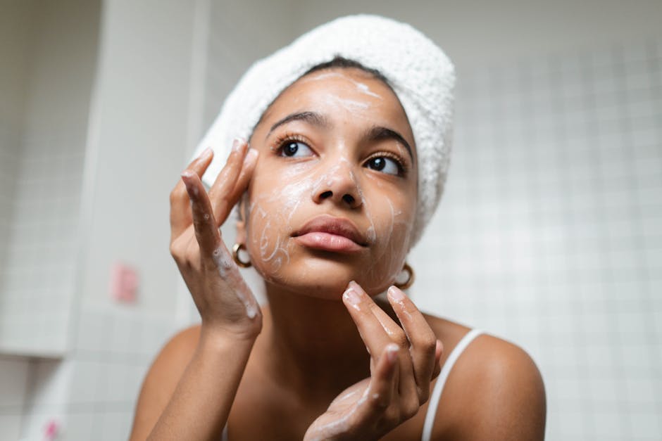 10 agressions extérieures qui fragilisent votre peau au quotidien healthy lifestyle skincare routine woman morning glow
