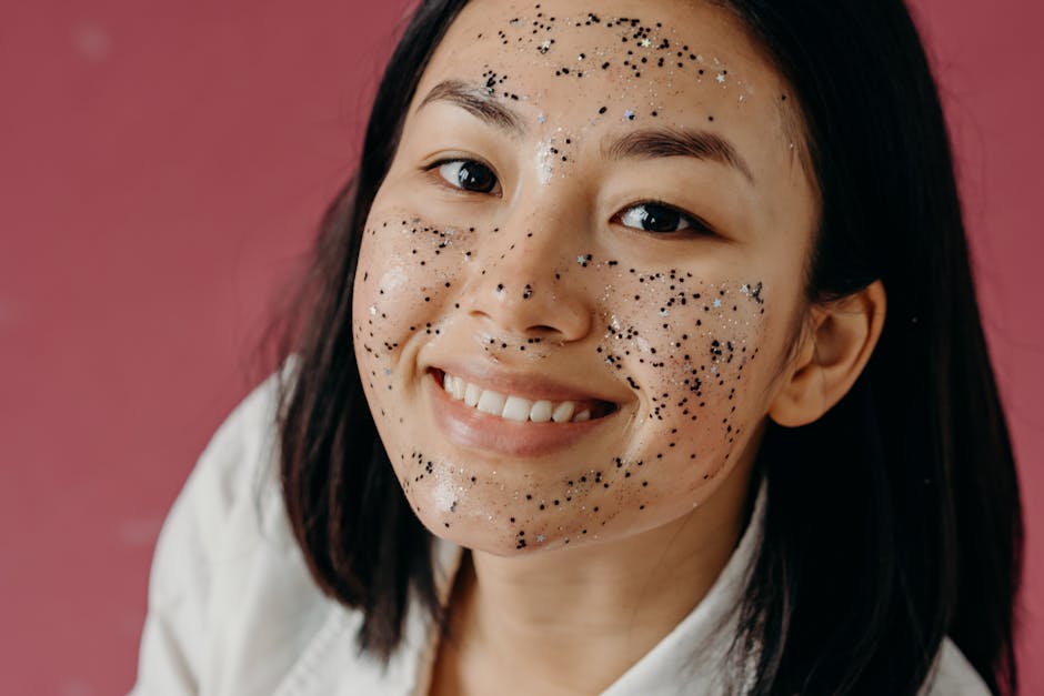 Musculation au féminin : bienfaits pour le corps, la peau et le bien-être woman glowing skin after workout close up face